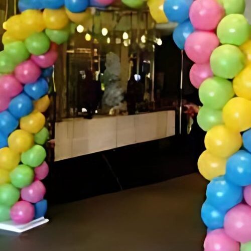 اقواس بالونات